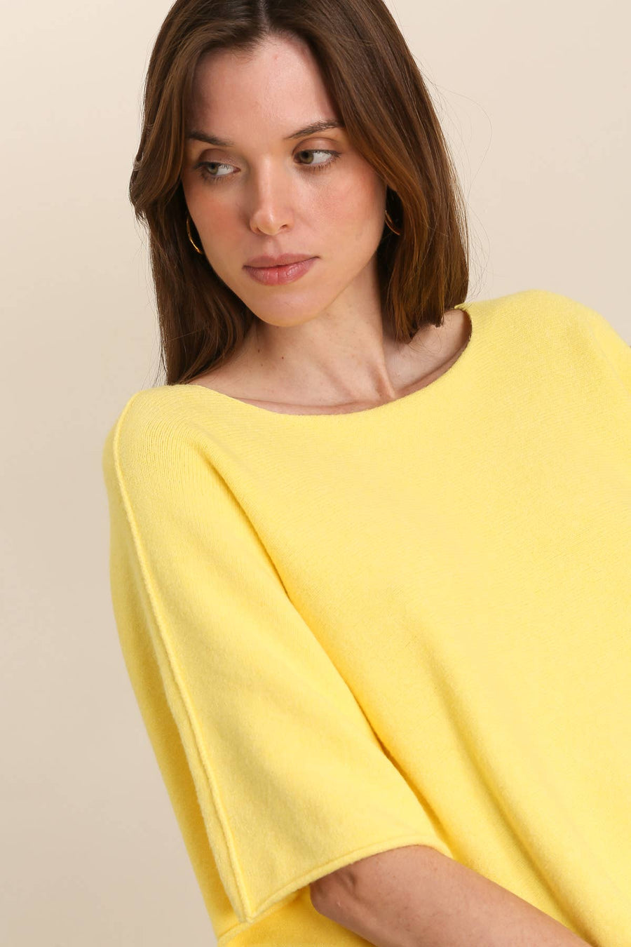 AH 2201 - Poncho Sweater