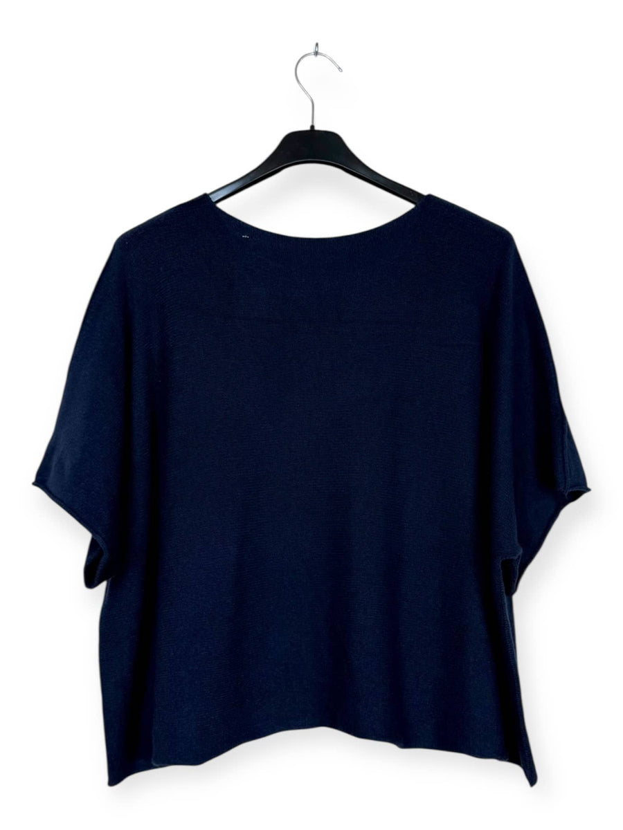 AH 2201 - Poncho Sweater