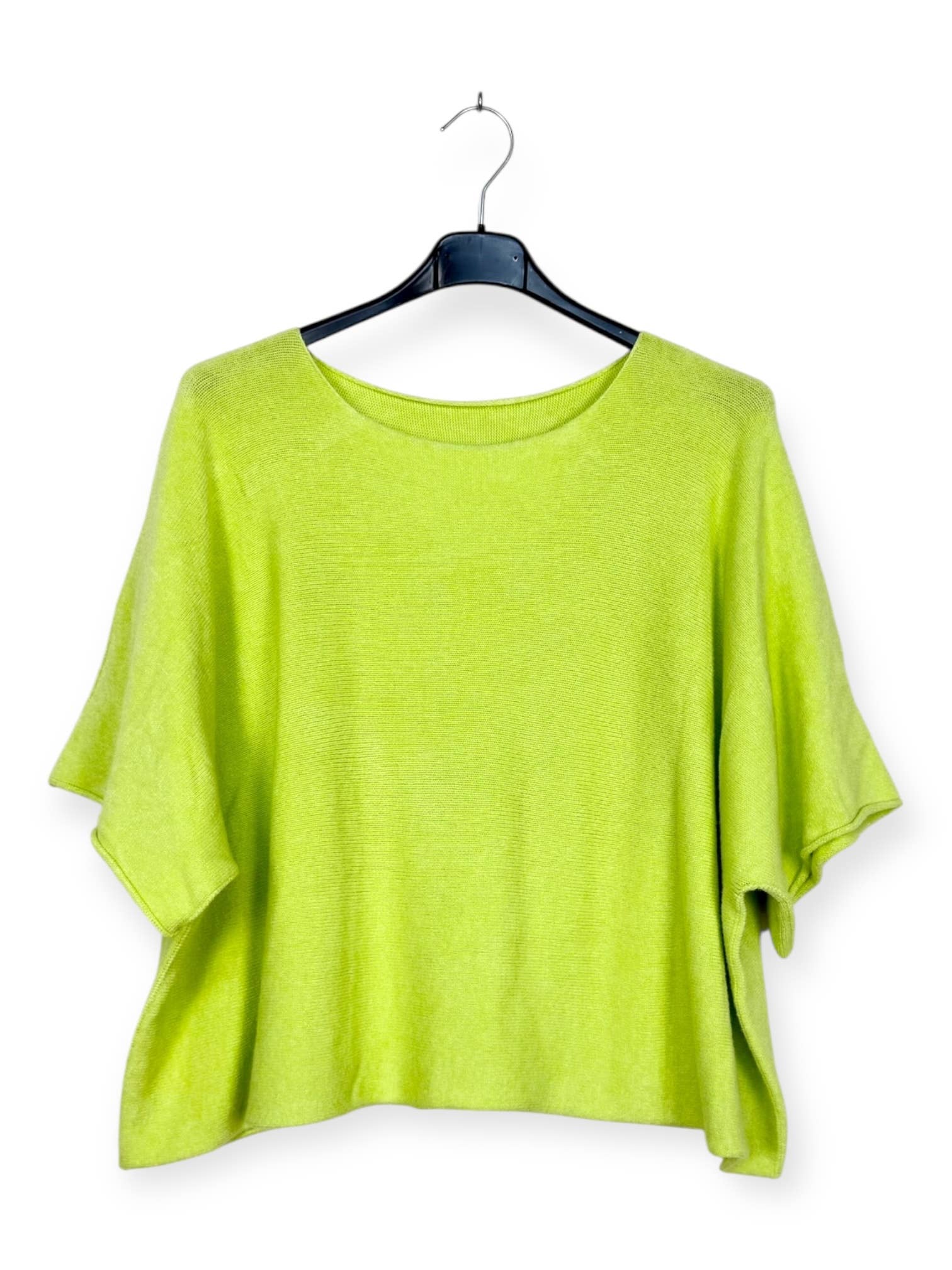 AH 2201 - Poncho Sweater