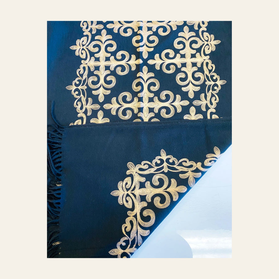 Embroidered Cashmere feel scarf