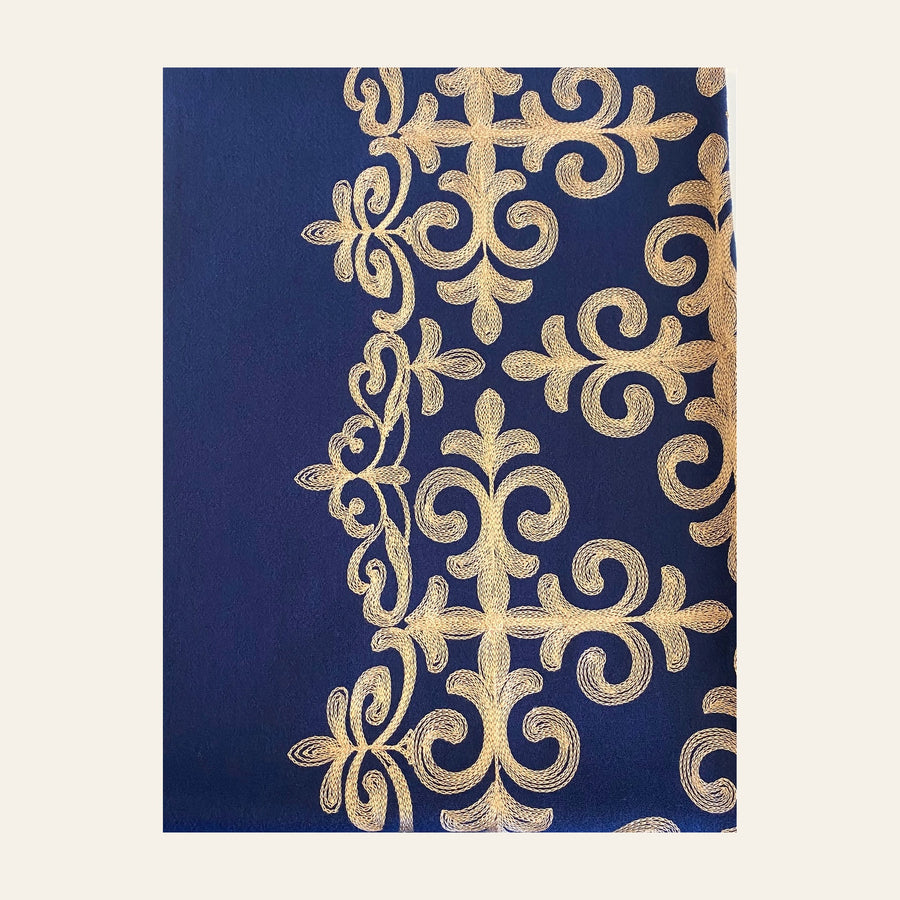 Embroidered Cashmere feel scarf
