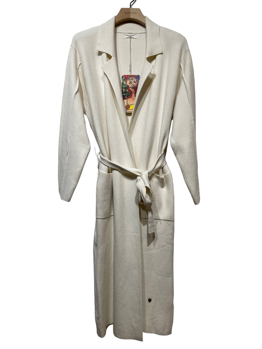 Classic knitted coat 13103. FALL WINTER CLOTHING