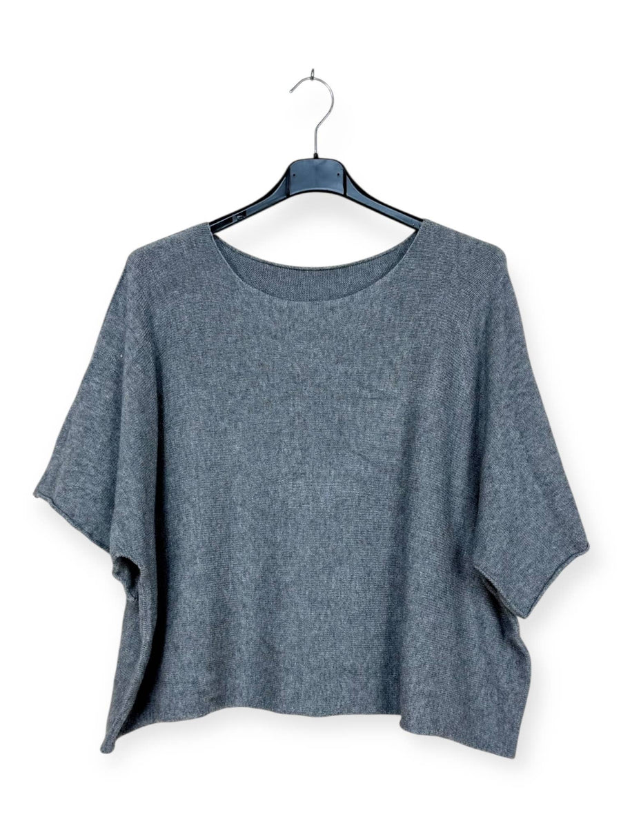 AH 2201 - Poncho Sweater