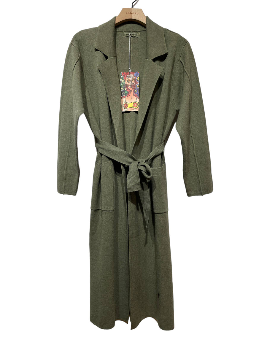 Classic knitted coat 13103. FALL WINTER CLOTHING